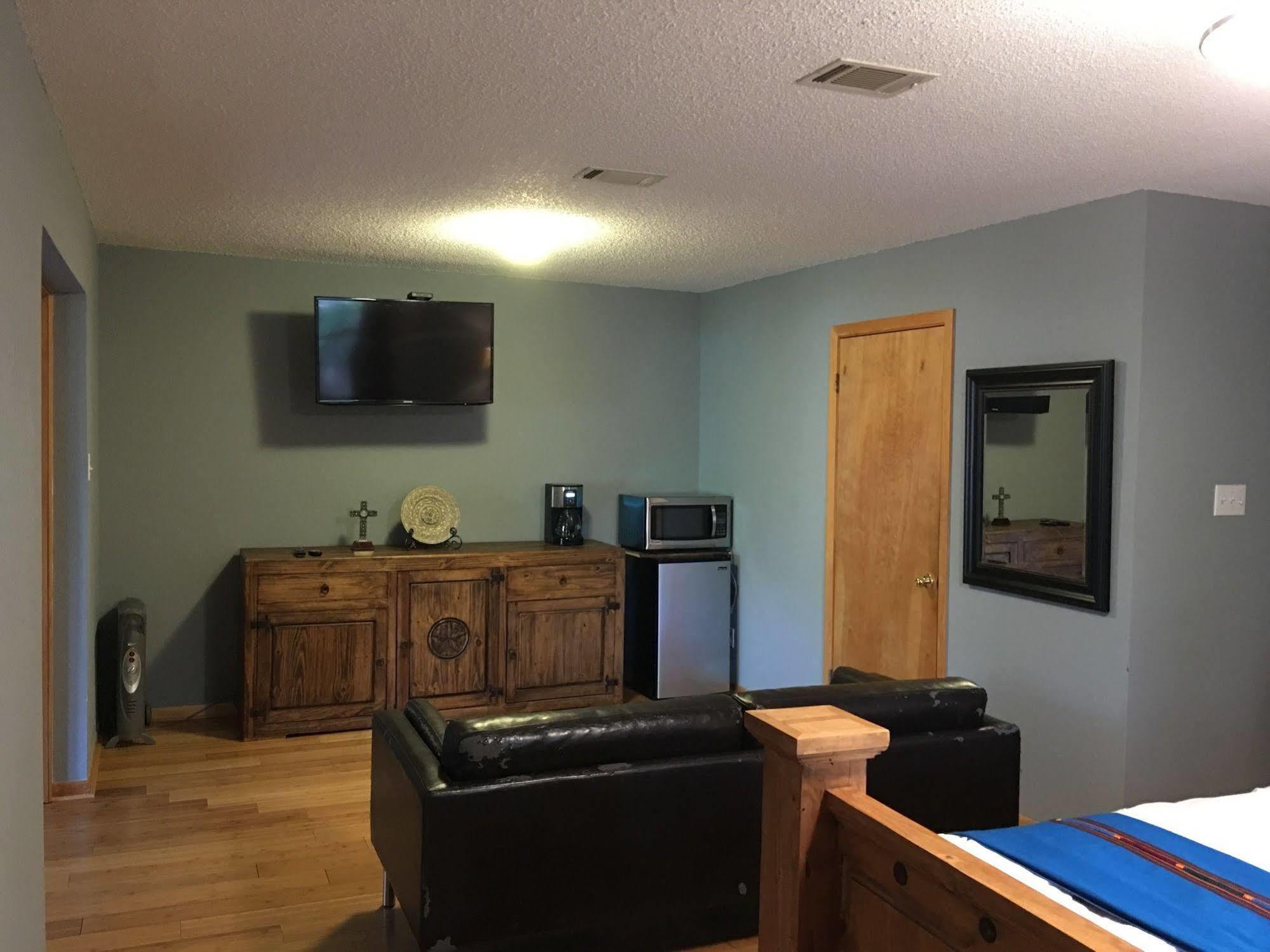 The Cove Bnb Hudson Bend Zewnętrze zdjęcie