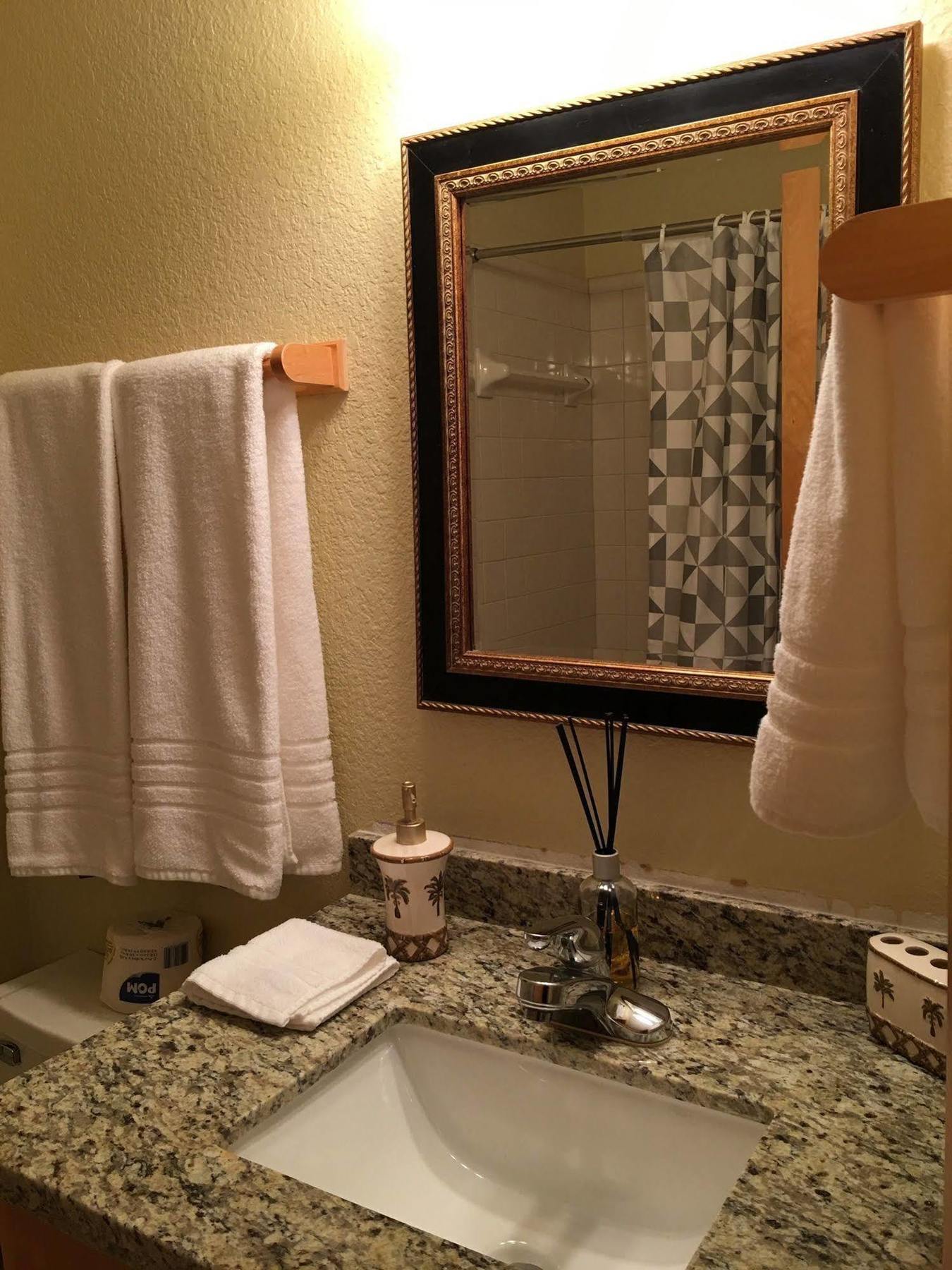 The Cove Bnb Hudson Bend Zewnętrze zdjęcie