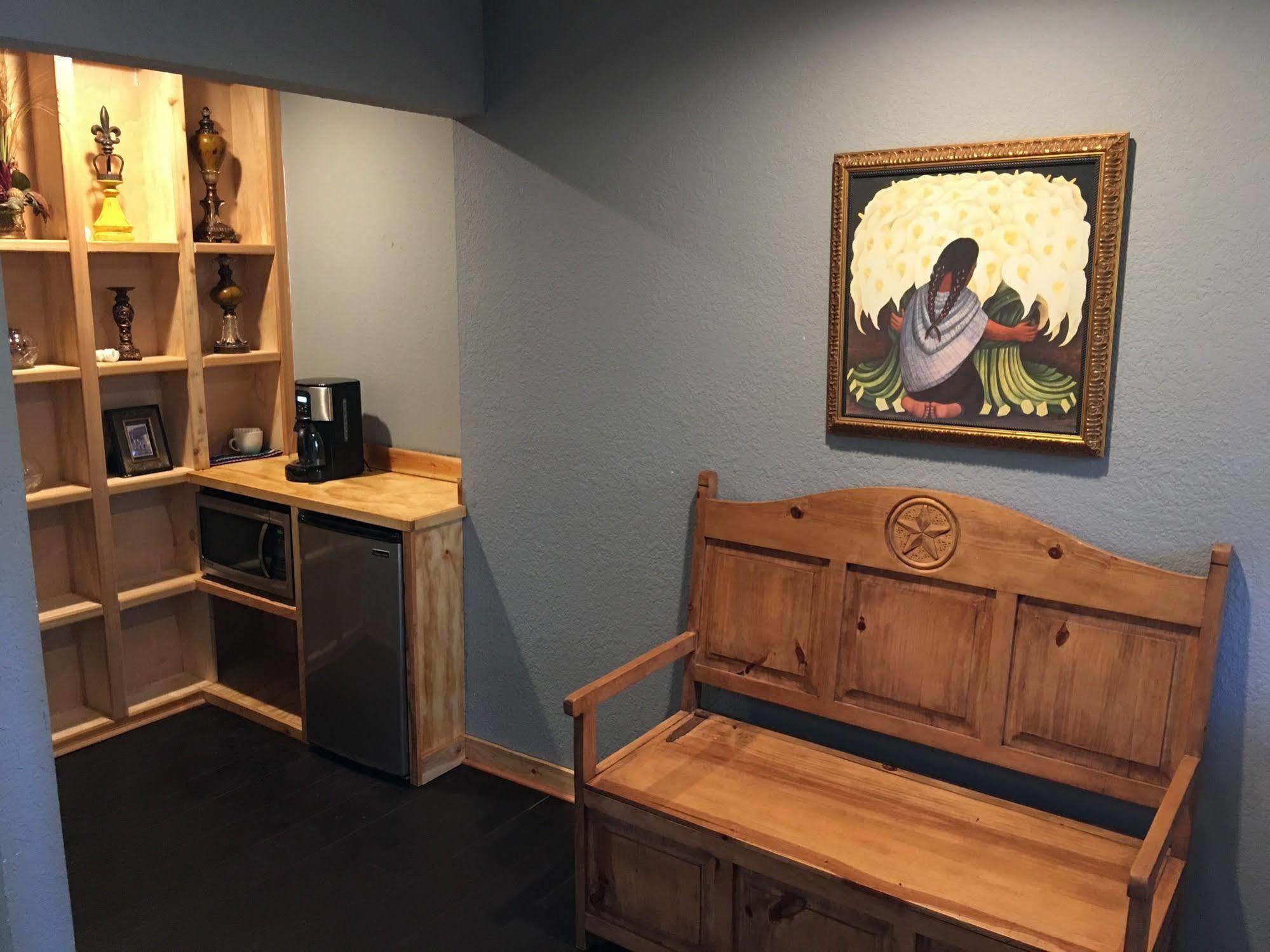 The Cove Bnb Hudson Bend Zewnętrze zdjęcie