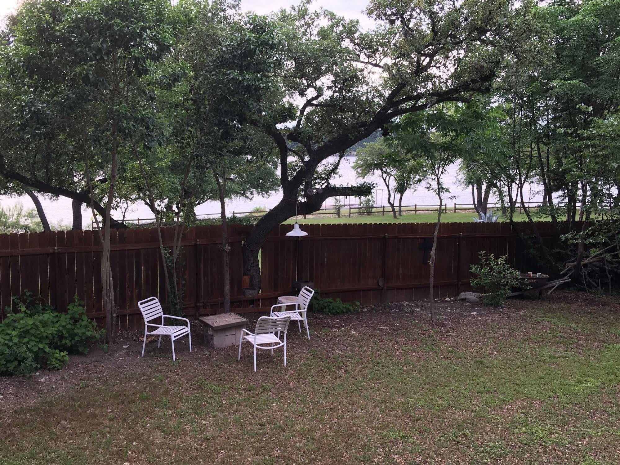 The Cove Bnb Hudson Bend Zewnętrze zdjęcie