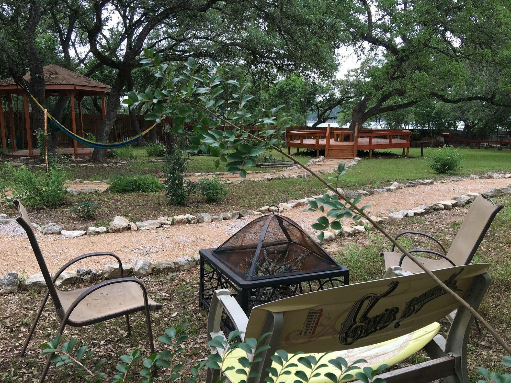 The Cove Bnb Hudson Bend Zewnętrze zdjęcie