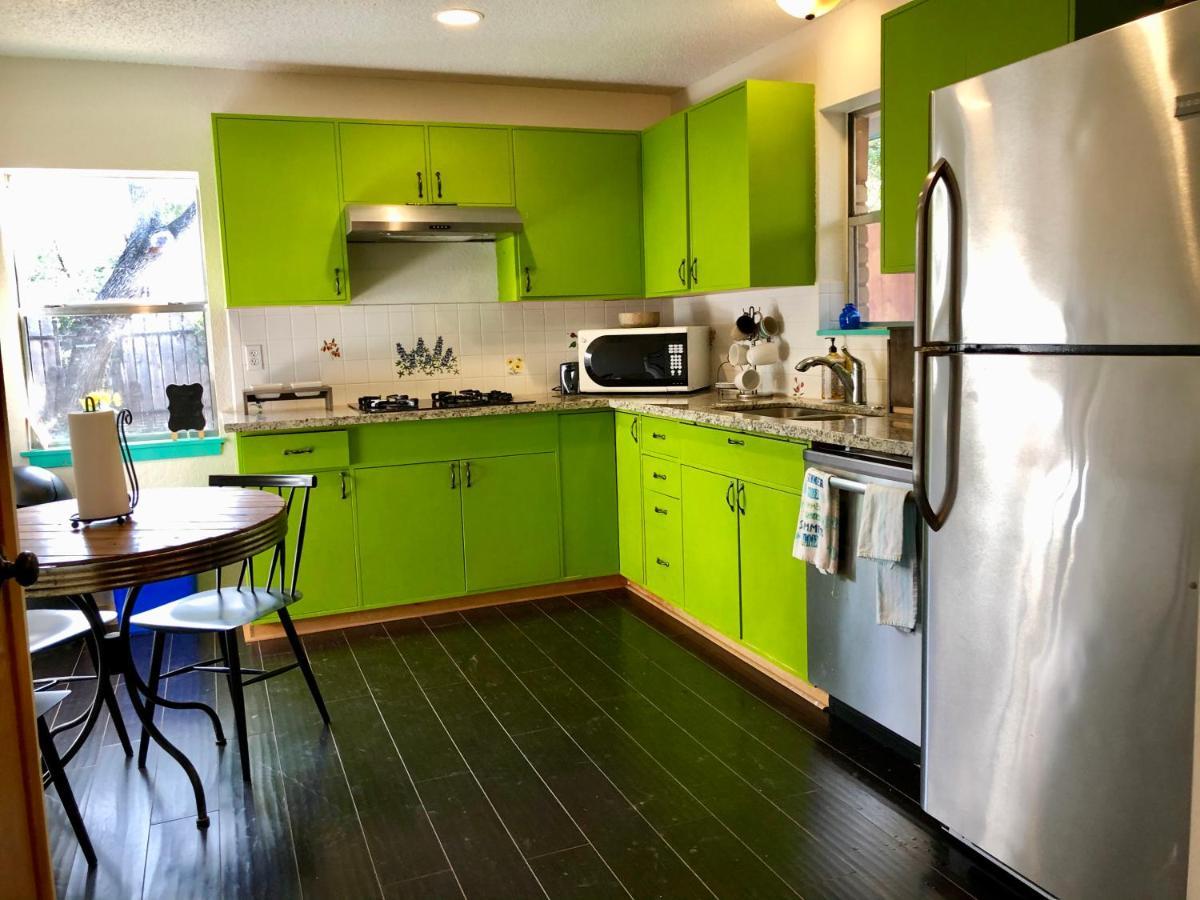The Cove Bnb Hudson Bend Zewnętrze zdjęcie